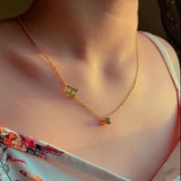 سلسال حرف جانبي مميز مطلي ذهب حسب الطلب -كازار