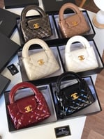 حقيبه من CHANEL