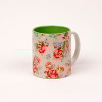 كوب تصميم الورد 2