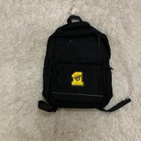 شنطة مدرسية بشعار نادي الاتحاد