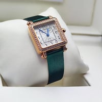 ساعة تشارلز اودين نسائي