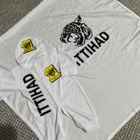 طقم مواليد بشعار نادي الاتحاد