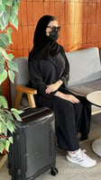 عباية سفر ياقة اسود