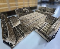 طقم جلسات خارجية لون بني مزخرف