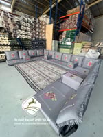 جلسة مطرزة لون كحلي