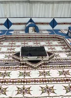 طاولة سداسية