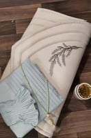 طقم صلاة فاخر – شرشف وسجادة مطرزة مع مسبحة ومبخره...