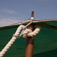 مظلة حلال كاملة 6*8 م - توفر تهوية ممتازة، سهلة ال...