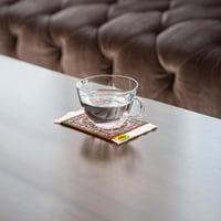 بساط الشاهي 11*9 سم- يحمي الطاولة من الانسكابات وا...