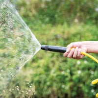 مسدس ماء عال الضغط 16 سم- متين يتحمل الاستخدام الي...