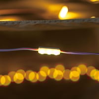 عقد لمبات مطور FBC+LED اصفرمع حقيبة 10 متر 50 لمبة...