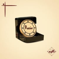 مضرب كيرم إصدار Gold