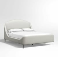 سرير ايلول بتصميم ملكي