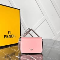 شنط يد نسائية مكرو