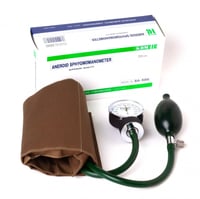 جهاز قياس ضغط الدم KBM500