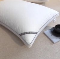 مخدة جومانا الفندقية