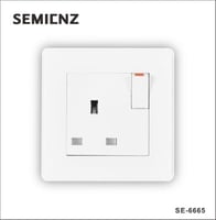 فيش ثلاثي 13 امبير 7*7 بمفتاح ابيض SEMICNZ