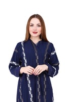 عباية تطريز كامل مخخط ناعم بطول