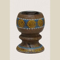 مبخرة خشبية أسطوانية بتصميم أنيق