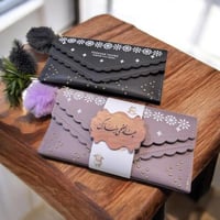 محفظة جلد مميزة