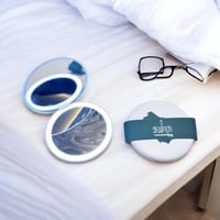 مرايا مضيئة بثيم يوم الوطني