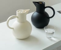 ترمس بتصميم مودرن اسود- 1.0لتر