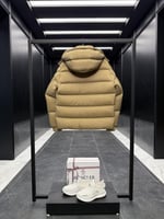 جاكيت Moncler Maya 70 Hooded Short Down