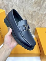 حذاء رسمي لوفر LV Major