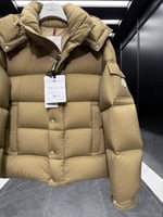 جاكيت Moncler Maya 70 Hooded Short Down