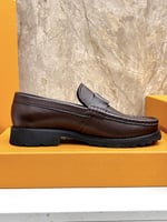 حذاء رسمي لوفر LV Major