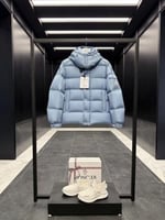 جاكيت Moncler Maya 70 Hooded Short Down