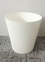 سلة نفايات صغيرة عصرية، 10 لتر، من كونسبت هوم