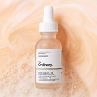 حمض اللاكتيك 10% مع الهيالورونيك أسيد من ذا أوردين...