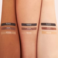 محدد العيون ريز ماستر 01 اسود قاتم