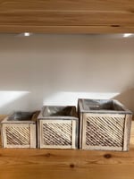 مركن صندوق خشبي