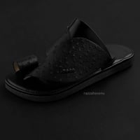 حذاء شرقي نقش جلد نعام اسود