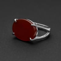 خاتم ملكي فضة عيار 925 بمقبض مُنقط - عنابي