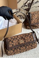 حقيبة coach بحجمين