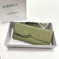 حقيبة بوتيغا Bottega | عدة الوان