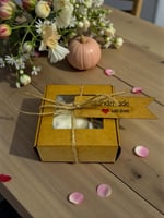 توزيعات شموع لجميع المناسبات ( السعر للحبه )