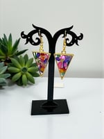 اقراط الاحجار الملونه