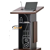 منبر خطابات خشب