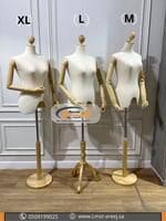 مانيكان تايلندي مع يدات بلاستيك