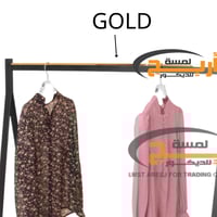 استاند خط واحد مثلث اسود