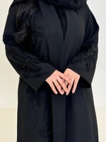 عباية عهود بقماش كريب باربي بشك