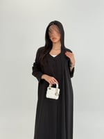 عباية نياره بقماش كريب باربي اسود