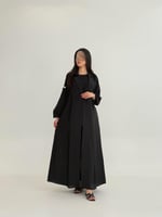 طقم الاناقة لوسي بقماش لنن ناعم مزين بكسرات اسود