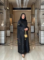 عباية وليف بقماش تفته كوري مزينه بشك