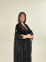 عباية مهره بقماش شيفون مخمل مبطن بكريب ملكي اسود