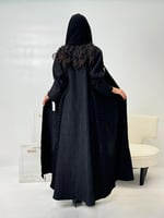 تشكيلة شتاء 2024 - عباية توانا بقماش شاكيرا مع جاك...